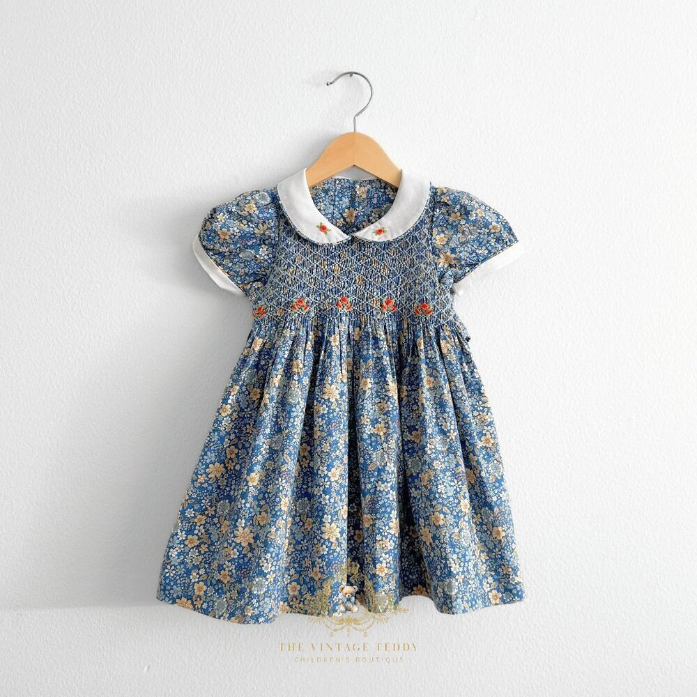 NWT Lovely Girls Smocked Embroidered Dress Boutique Special Occassion Formal 4T